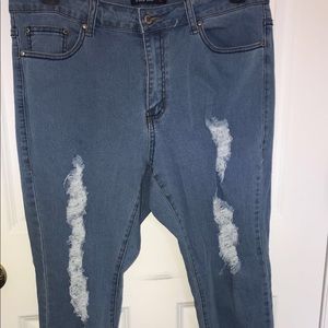 Distressed Skinny Jeans
